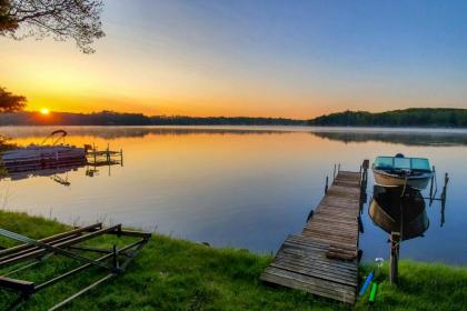 Brainerd Cabin on Camp Lake with Boat Slip and Dock! - image 12