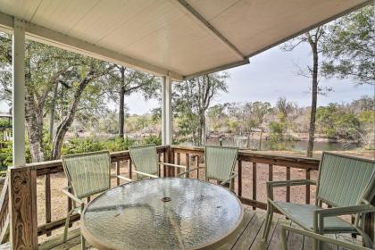 Quaint Florida Home with Dock on Suwannee River - image 1