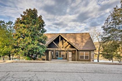 Lakefront Lodge Near Branson Strip and Silver Dollar - image 9