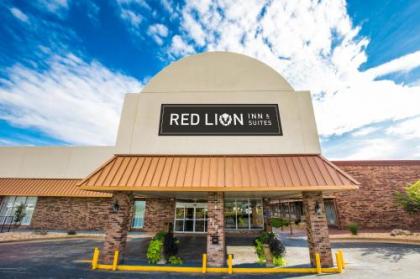 Red Lion Inn  Suites Branson