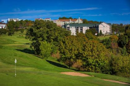 Green Mountain Grand Condo - image 3