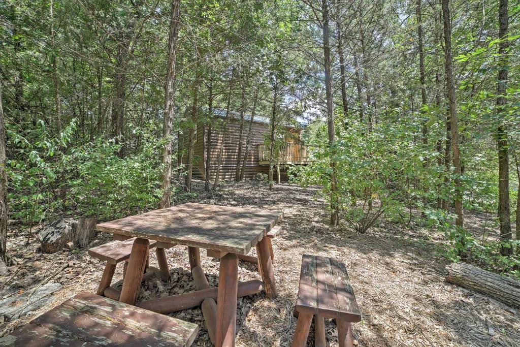 Rustic Cabin -Mins to Table Rock Lake and DT Branson - image 3