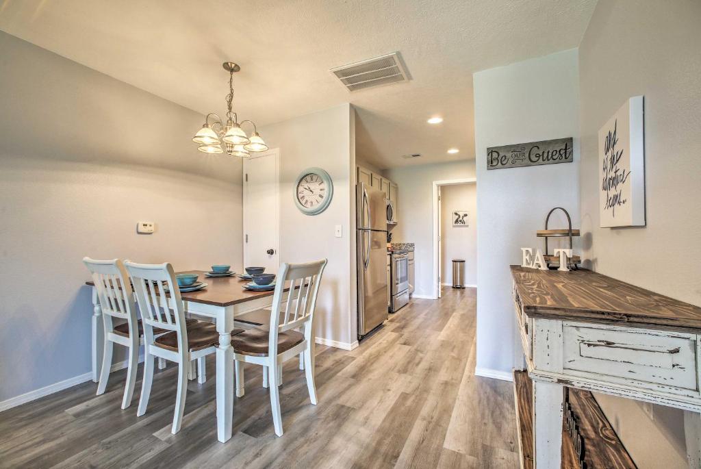 Clean and Cozy Family Condo in the Heart of Branson! - image 2