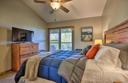 Cozy Branson Getaway 5 Min from SDC and the Lake! - image 9