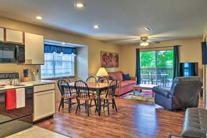 Pet-Friendly Branson Condo Lake and Pool Access!