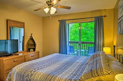 Pet-Friendly Branson Condo Lake and Pool Access! - image 12