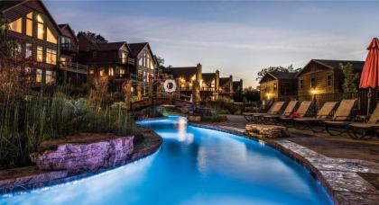 WaterMill Cove Resort LUXURY Lakefront Villa HUGE POOL HOT TUBS 2Mi to Silver Dollar City - image 2