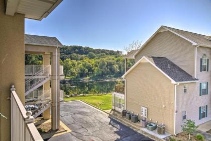 modern Branson Escape with Lake taneycomo Views