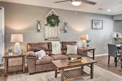 Modern Branson Escape with Lake Taneycomo Views - image 6