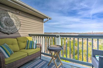 Chic Resort Retreat with Branson Strip Views! - image 18