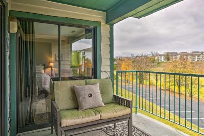 Condo Amidst Branson Action with Pool and Golf! - image 17