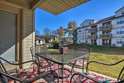 Branson Resort Retreat by Lake Taneycomo! - image 14