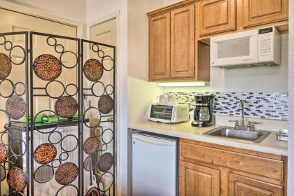 Ideally Situated Stone Bridge Studio Condo! - image 8