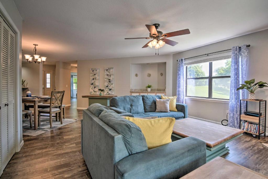 Family-Friendly Branson Condo with Lake Access! - image 5