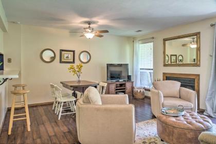 Pet-Friendly Branson Retreat in Golf Village! - image 4