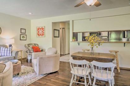 Pet-Friendly Branson Retreat in Golf Village! - image 8