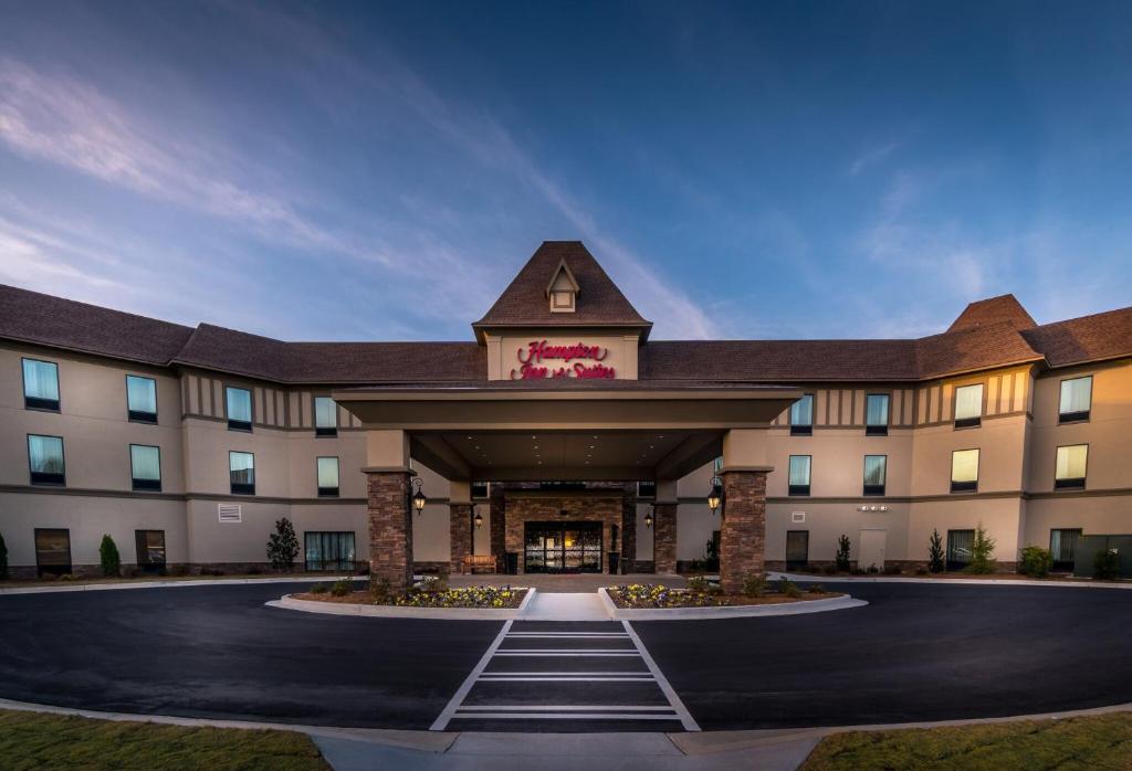 Hampton Inn & Suites Braselton - main image