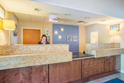 Holiday Inn Express Hotel & Suites Brattleboro an IHG Hotel - image 10