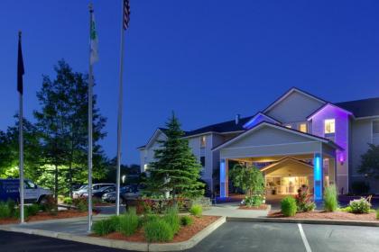 Holiday Inn Express Hotel & Suites Brattleboro an IHG Hotel - image 2