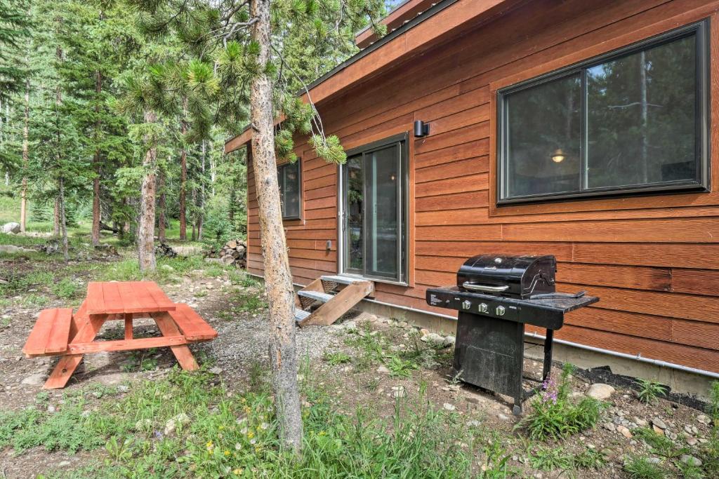 Upscale Mountain Living in Breck Hot Tub and Views! - image 5