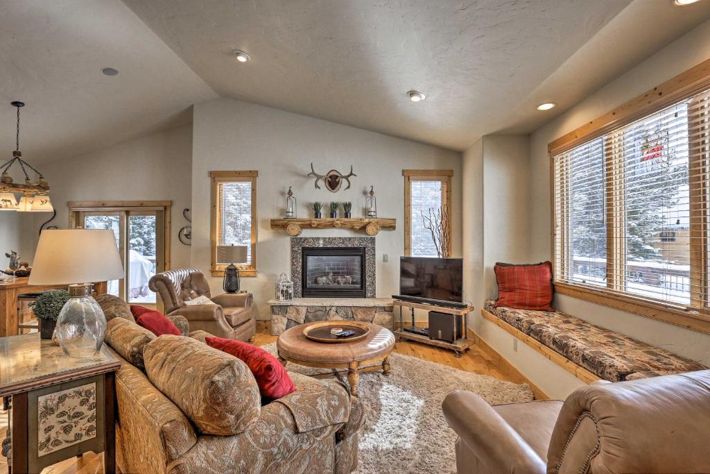 Upscale Breck Home 9Min to Main St and Slopes! - main image