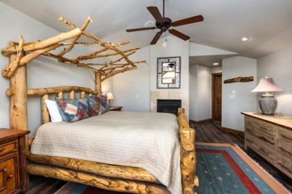 Woods Mesquite Townhome Location! Sleeps 11 - image 10