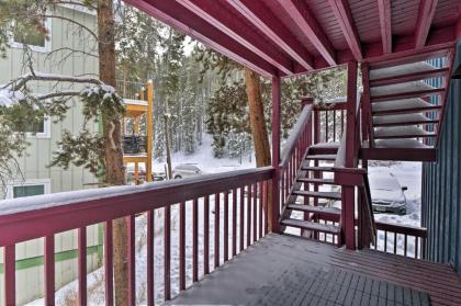 Mountain Escape with Ski Locker and Free Shuttle! - image 18