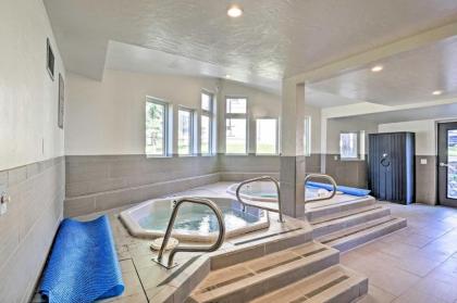 Modern Living in Breck Less Than half Mi to Ski Slopes! - image 2