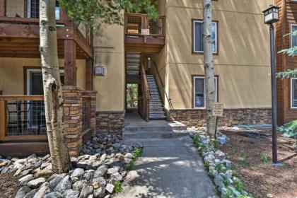 Walk to Lifts and Main St from Condo with Balcony - image 4