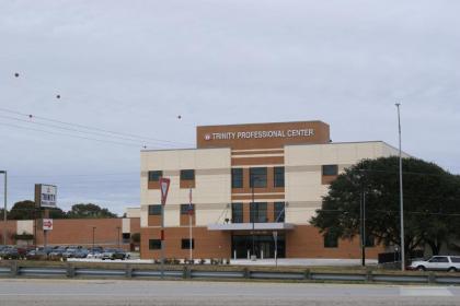 Hampton Inn & Suites Brenham - image 11