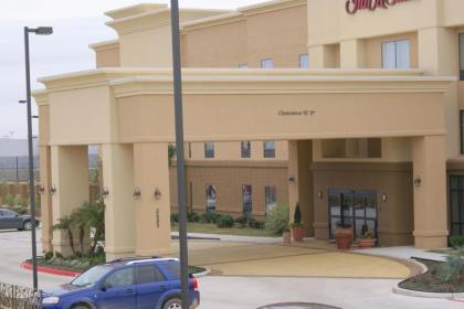 Hampton Inn & Suites Brenham - image 14