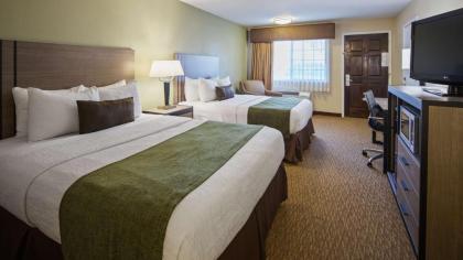 Best Western Brenham - image 11