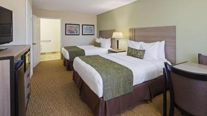 Best Western Brenham - image 12