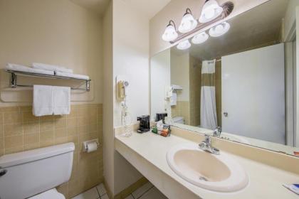 Americas Best Value Inn Brenham - image 11