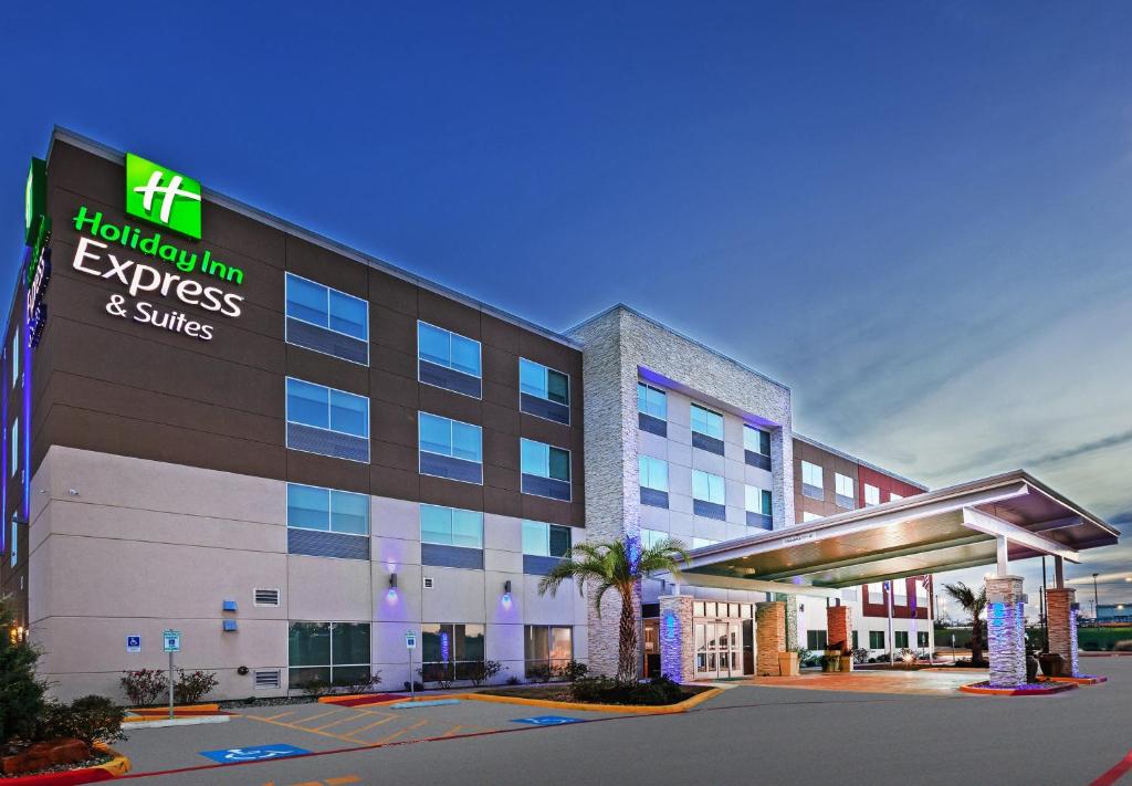 Holiday Inn Express & Suites - Brenham South an IHG Hotel - image 2