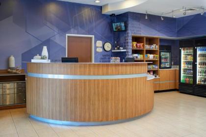 SpringHill Suites St. Louis Brentwood - image 12