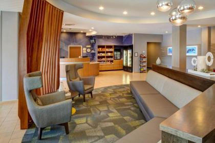 SpringHill Suites St. Louis Brentwood - image 9