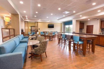 Drury Inn & Suites St. Louis Brentwood - image 2