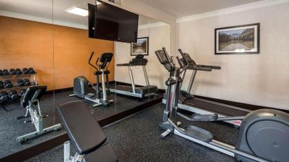 Best Western Brentwood - image 5