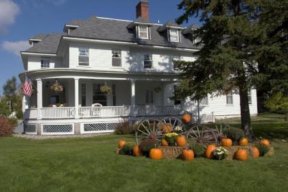 Omni Bretton Arms Inn at Mount Washington Resort - image 5