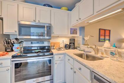 Beautiful Brewster Condo with Resort Amenities! - image 12