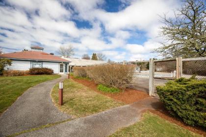 Beautiful Brewster Condo with Resort Amenities! - image 6