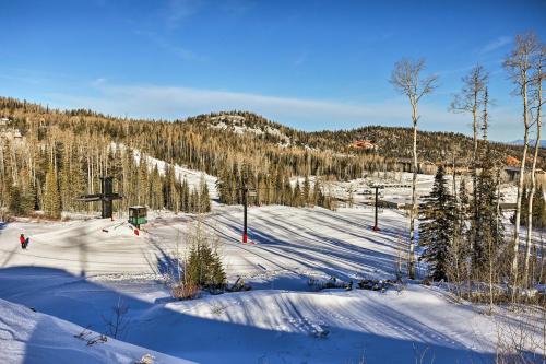 Ski-Out Brian Head Condo - Top of Navajo Lift - image 2