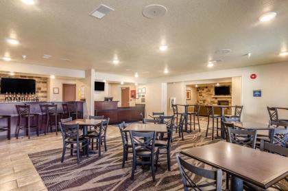 Cobblestone Inn & Suites - Bridgeport - image 10