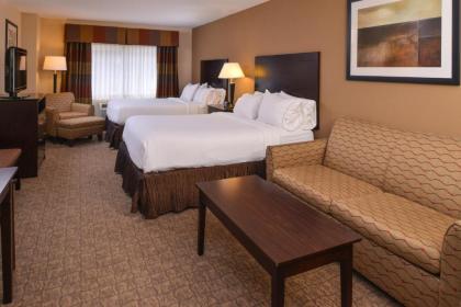 Holiday Inn Express & Suites Bridgeport an IHG Hotel - image 11