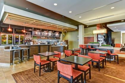 Courtyard by Marriott Bridgeport Clarksburg - image 11