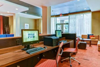 Courtyard by Marriott Bridgeport Clarksburg - image 13