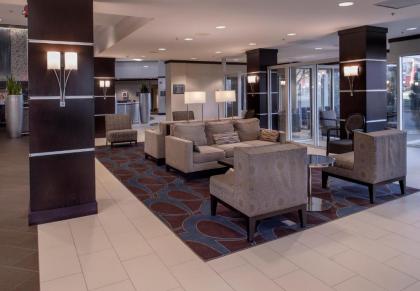 Embassy Suites St. Louis - Airport - image 15