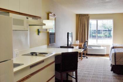 Extended Stay America Suites - St Louis - Airport - Central - image 14