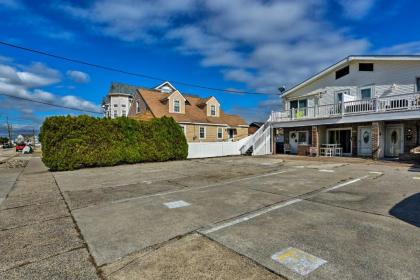 Remodeled Beach Condo 5 Minutes to Atlantic City! - image 10